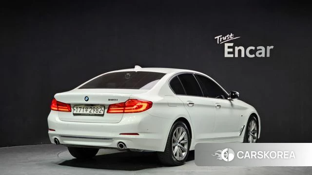 BMW 5 Series (G30) id 4197047 из Кореи 12