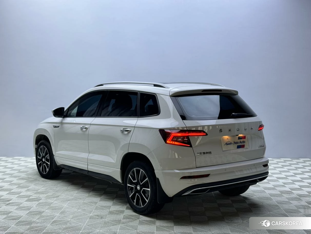 Skoda Krok 2022 Белый из Китая, фото 6