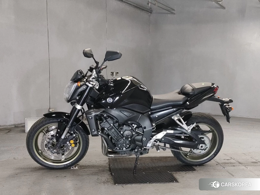 Проданный Yamaha FZ1-N id 4175392 из Японии