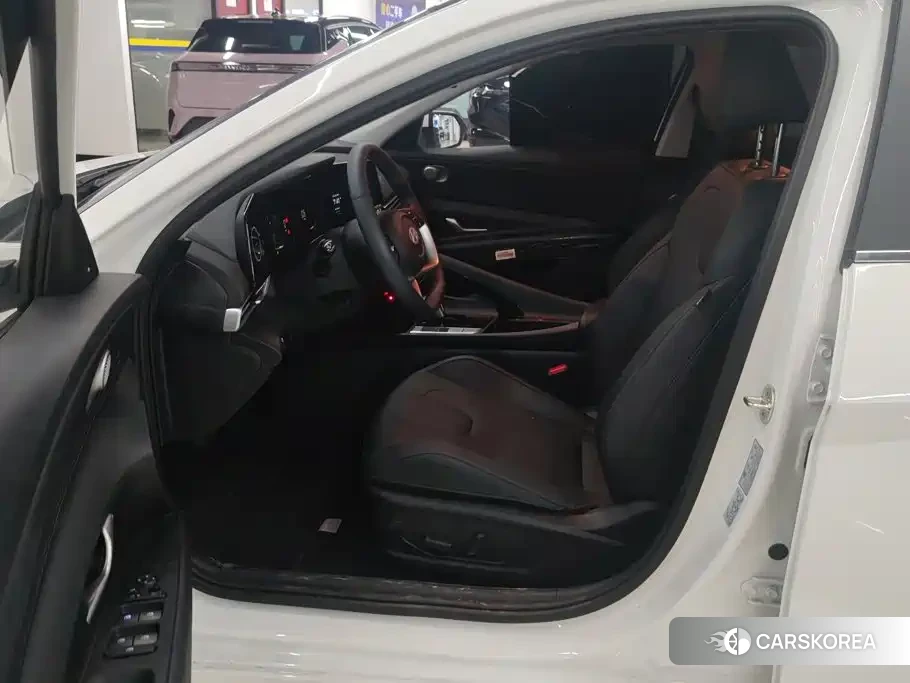 Hyundai Elantra id 4644406 из Китая 8