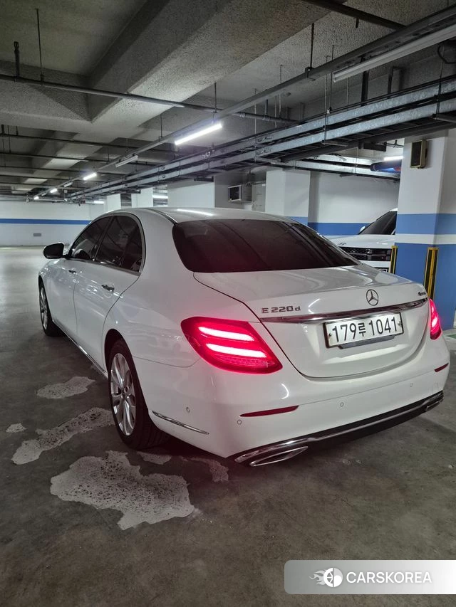 Mercedes-Benz E-Class W213 2020 Белый из Кореи, фото 2