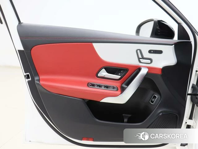 Mercedes-Benz Class A AMG id 4239995 из Китая 12