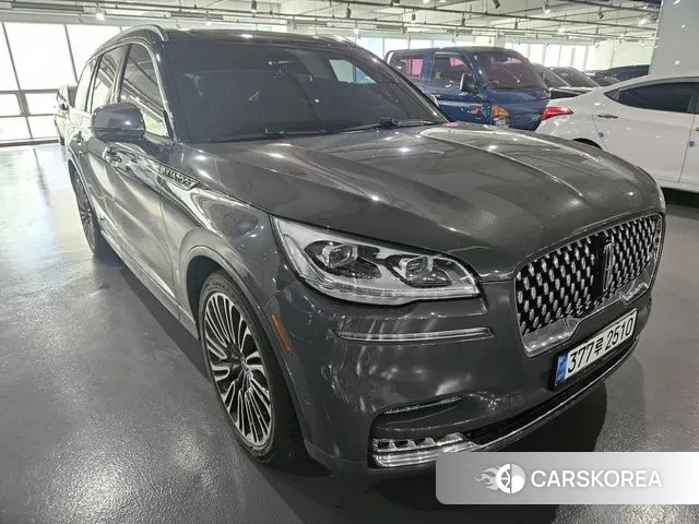 Lincoln Aviator 2nd generation 2021 Серый из Кореи, фото 2