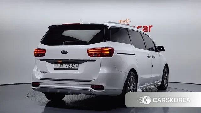 Kia The New Carnival id 3484749 из Кореи 12