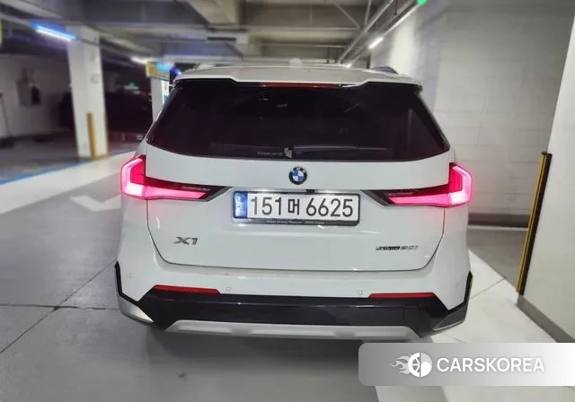 BMW X1 (U11) 2023 Белый из Кореи, фото 2