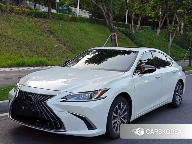 Lexus ES id 4278043 из Китая 12