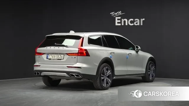 Volvo V60 Cross-Country 2nd Generation id 3587313 из Кореи 12