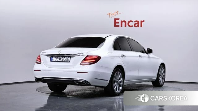 Mercedes-Benz E-Class W213 id 3893649 из Кореи 12