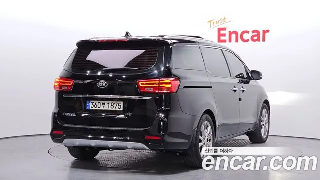 Kia The New Carnival id 2473178 из Кореи 12