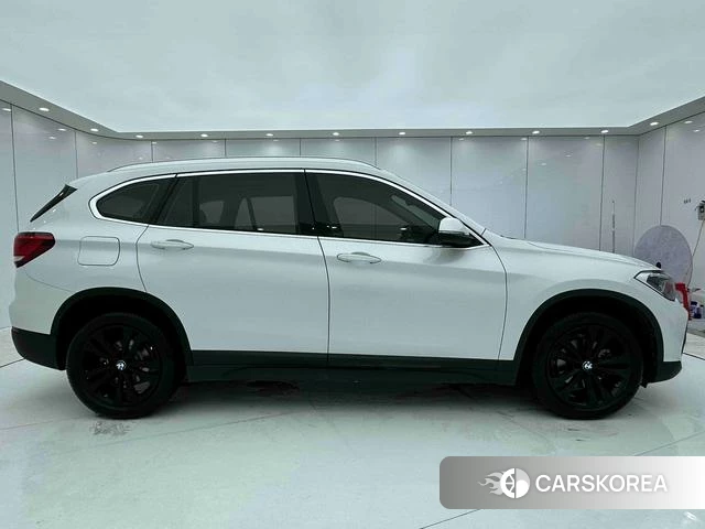 BMW X1 id 4255804 из Китая 12