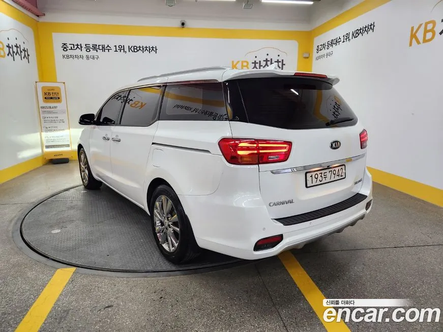 Kia The New Carnival id 1964705 из Кореи 12