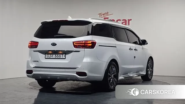 Kia The New Carnival id 3602328 из Кореи 12