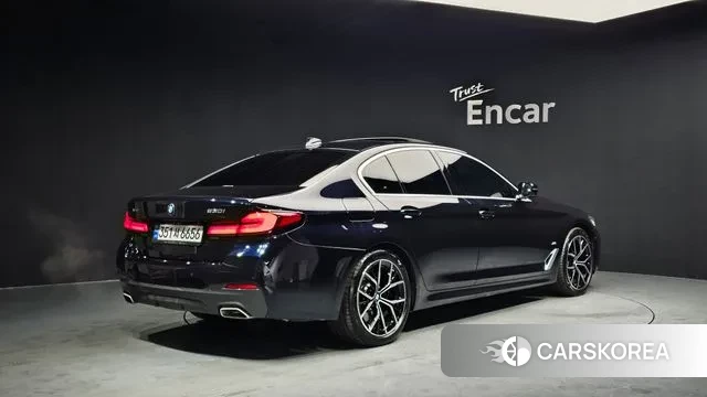 BMW 5 Series (G30) id 3606265 из Кореи 12