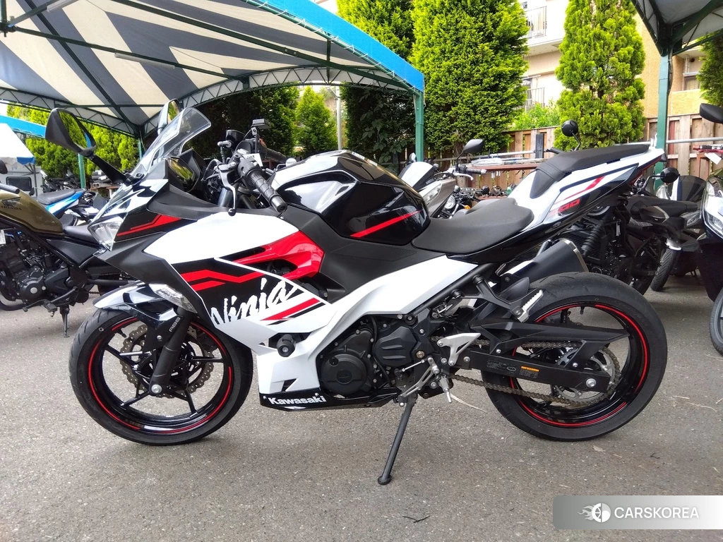 Проданный Kawasaki Ninja 400-2 2019 из Японии