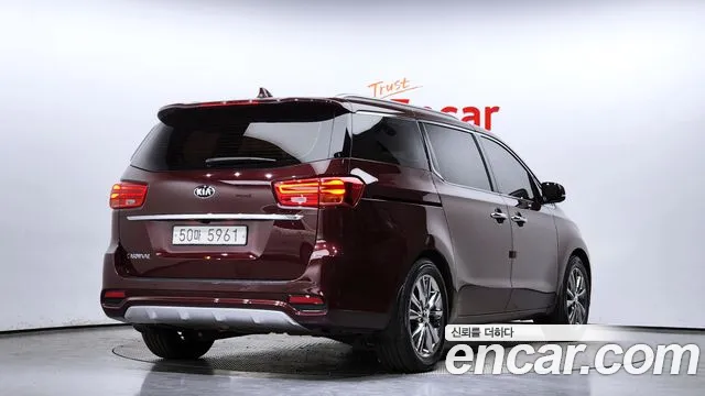 Kia The New Carnival id 2712325 из Кореи 12