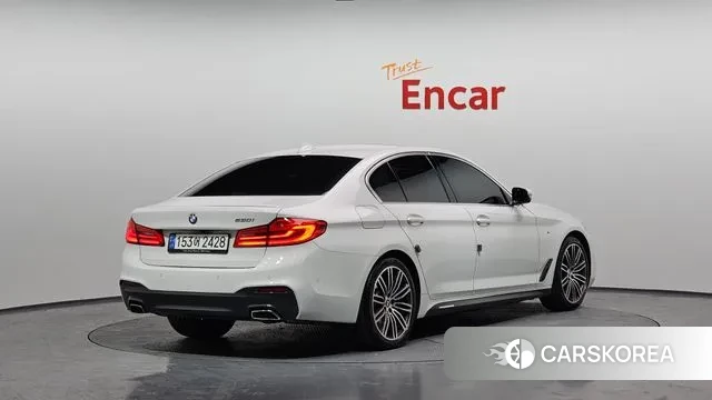 BMW 5 Series (G30) id 3540851 из Кореи 12