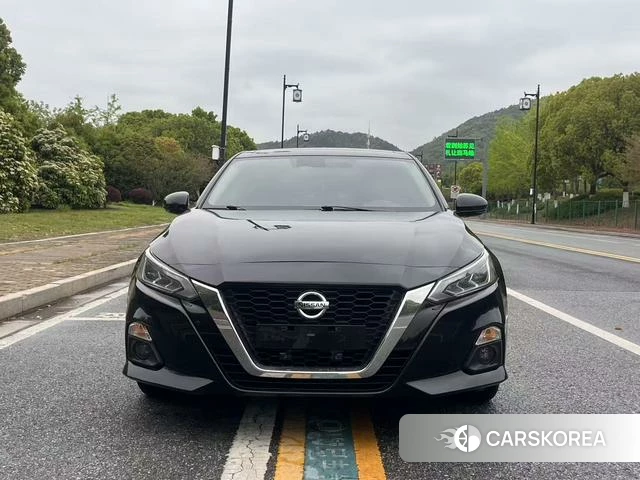 Nissan Teana 2022 Черный из Китая, фото 2