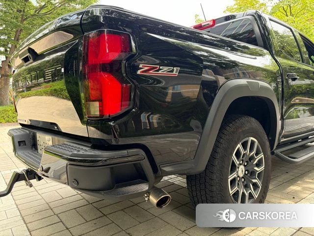 Chevrolet (GM Daewoo) All New Colorado 2024 Черный из Кореи, фото 2