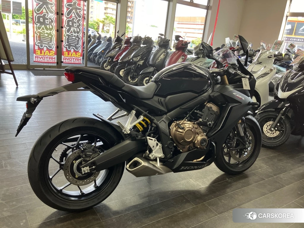 Проданный Honda CBR650R 2021 из Японии, фото 2