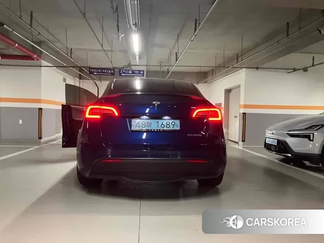 Tesla Model Y 2022 Синий из Кореи, фото 2