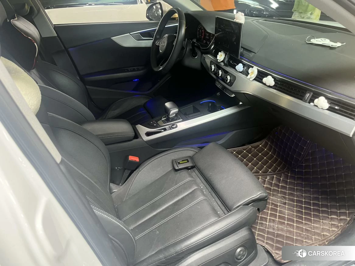 Audi A4L 2020 Белый из Китая, фото 3