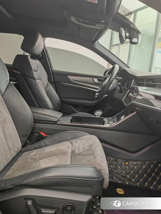 Audi A6L 2022 Черный из Китая, фото 3