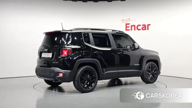 Jeep Renegade id 3354586 из Кореи 12