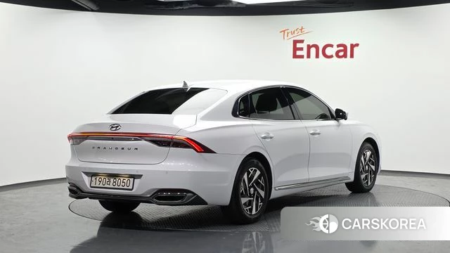 Hyundai The New Grandeur IG Hybrid id 4249655 из Кореи 12