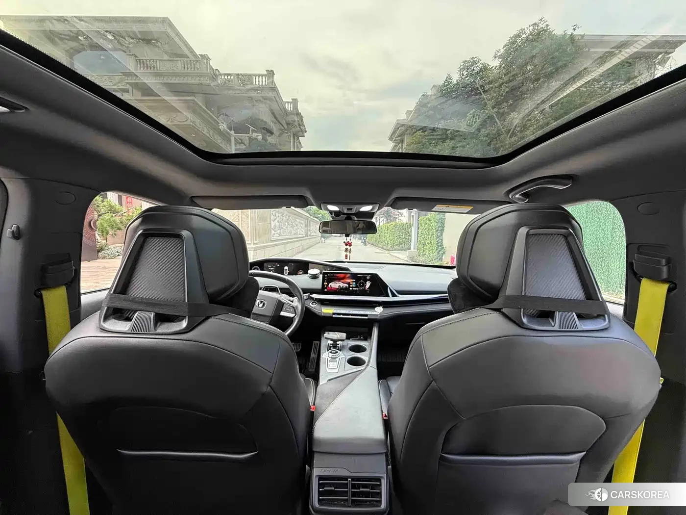 Chang'an UNI-V 2023 Белый из Китая, фото 2