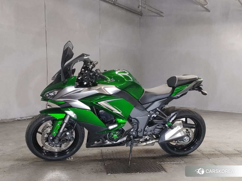 Проданный Kawasaki NINJA 1000 2019 из Японии, фото 2