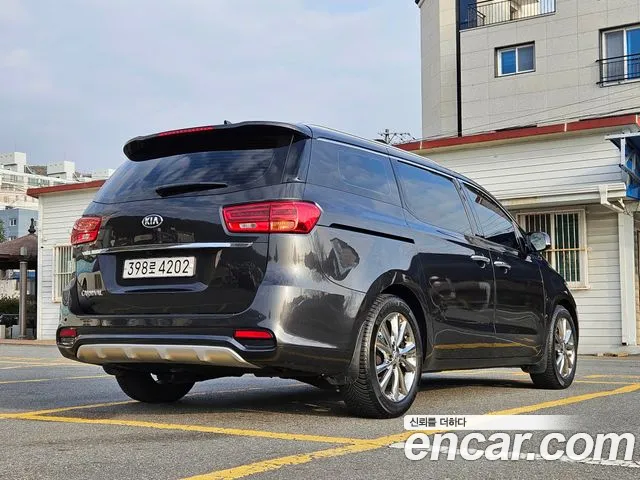 Kia The New Carnival id 2622217 из Кореи 10