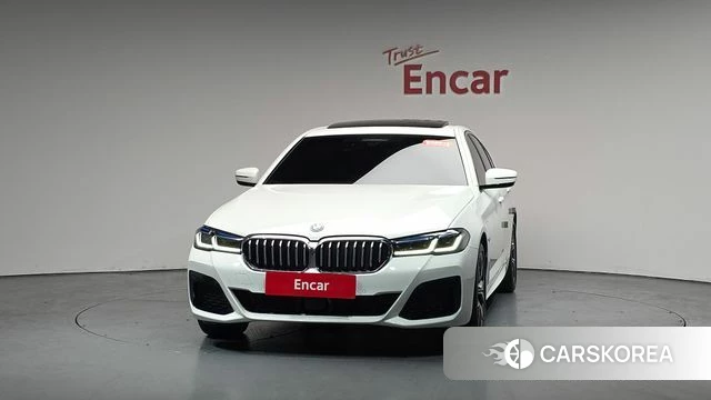 BMW 5 Series (G30) id 3965065 из Кореи 12