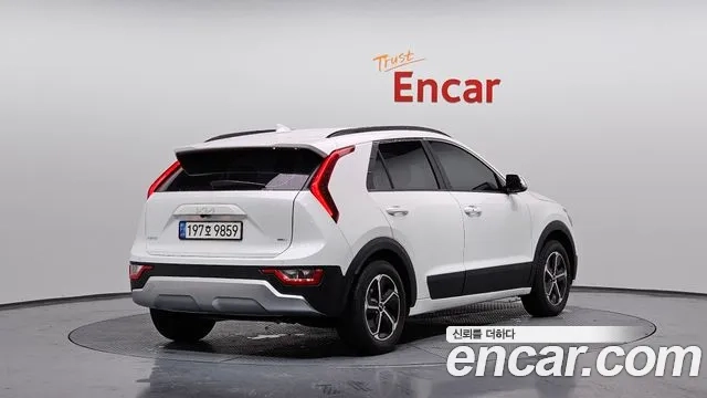 Kia Di Ol Nu Niro id 2935551 из Кореи 12