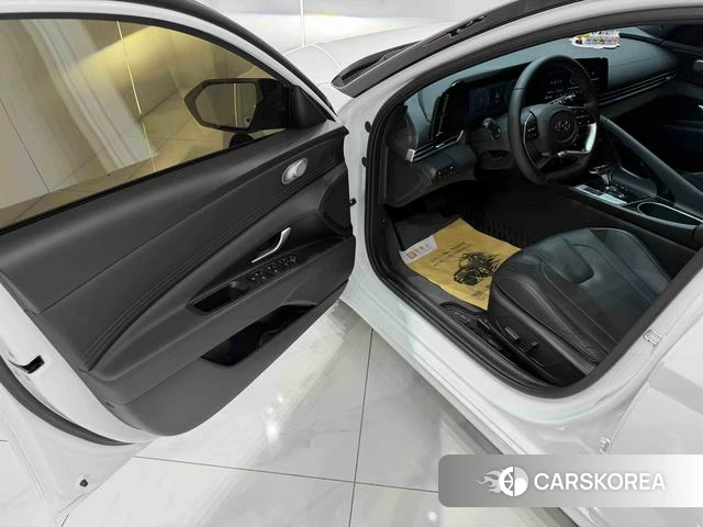 Hyundai Elantra id 4368145 из Китая 12