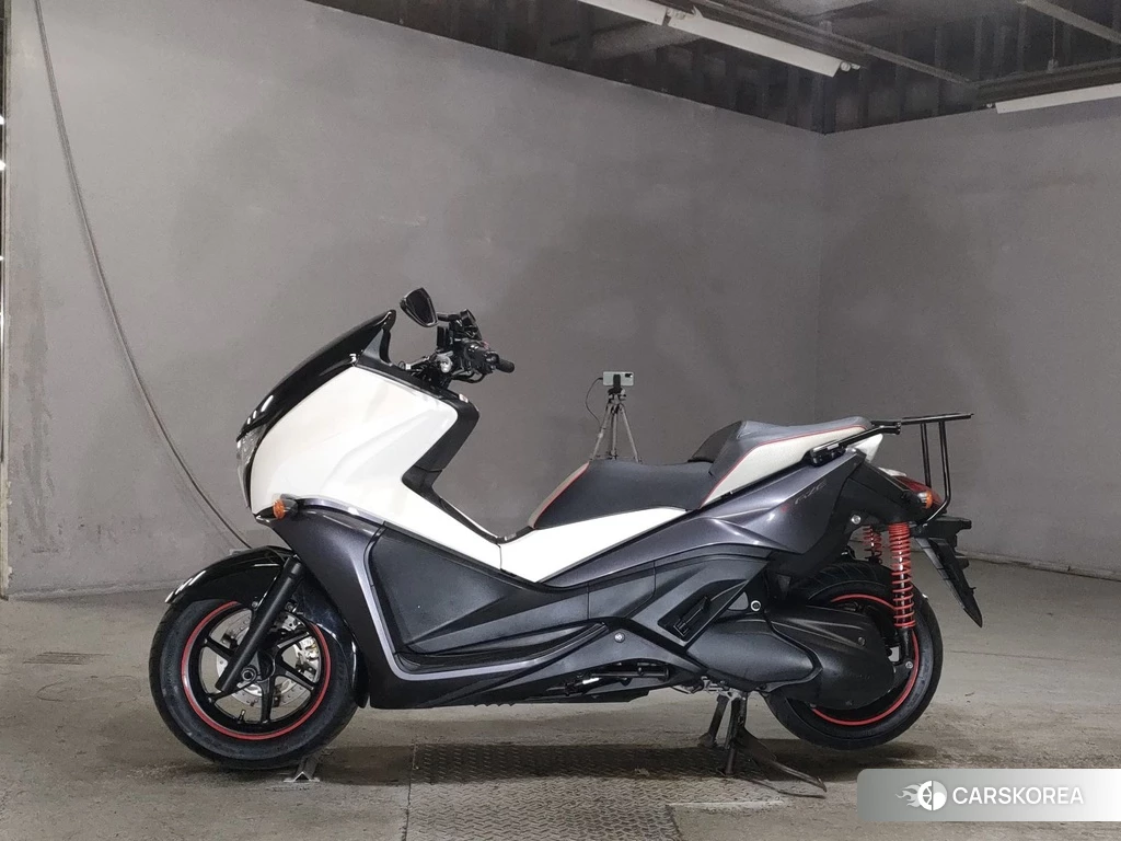 Проданный Honda PHASE S 2010 из Японии, фото 2