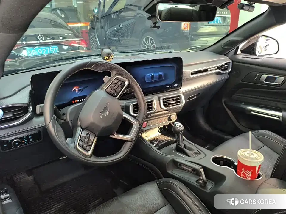 Ford Mustang 2025 Черный из Китая, фото 2