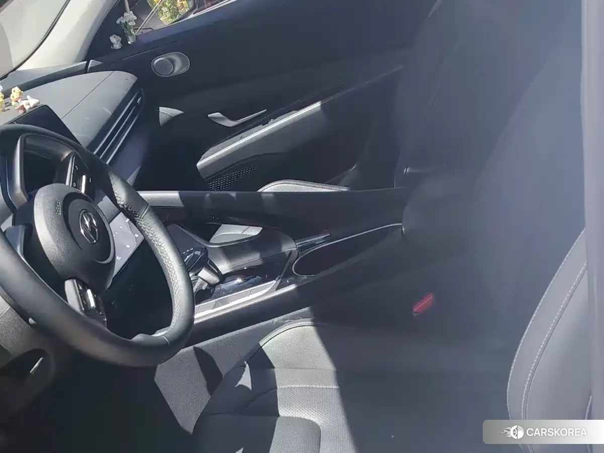 Hyundai Elantra 2022 Белый из Китая, фото 2