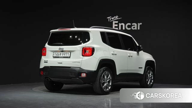Jeep Renegade id 3916944 из Кореи 12