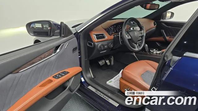 Maserati Ghibli id 2528626 из Кореи 12