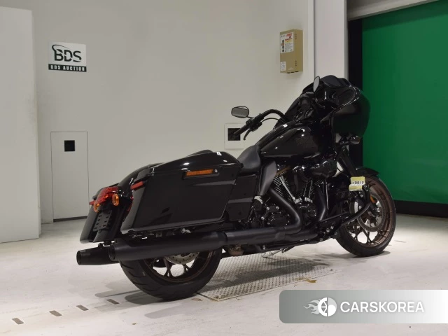 Проданный Harley-Davidson Road Glide ST FLTRXST1920 2023 из Японии, фото 2