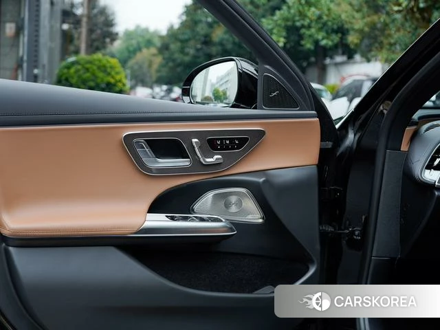 Mercedes-Benz E-class id 4314172 из Китая 10