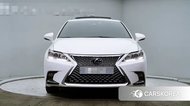 Lexus CT200h id 3484538 из Кореи 12