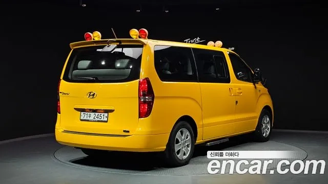 Hyundai The New Grand Starex id 2876742 из Кореи 12