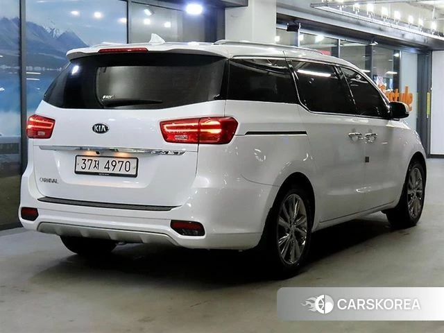 Kia The New Carnival id 3801345 из Кореи 12