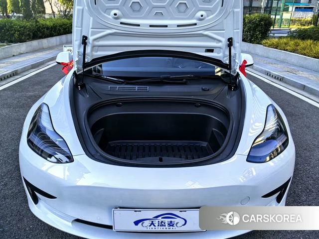 Tesla Model 3 id 4190389 из Китая 12