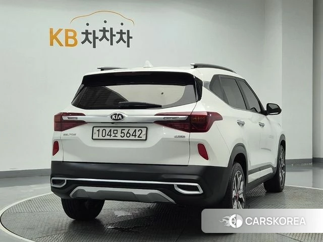 Kia Seltos id 4519912 из Кореи 11