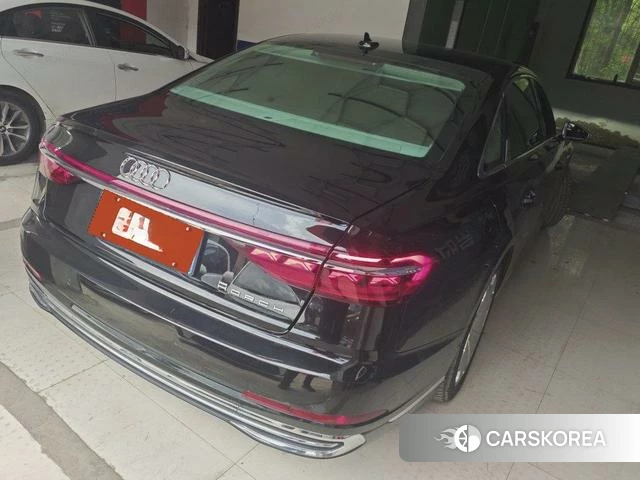 Audi A8 2022 Черный из Китая, фото 2