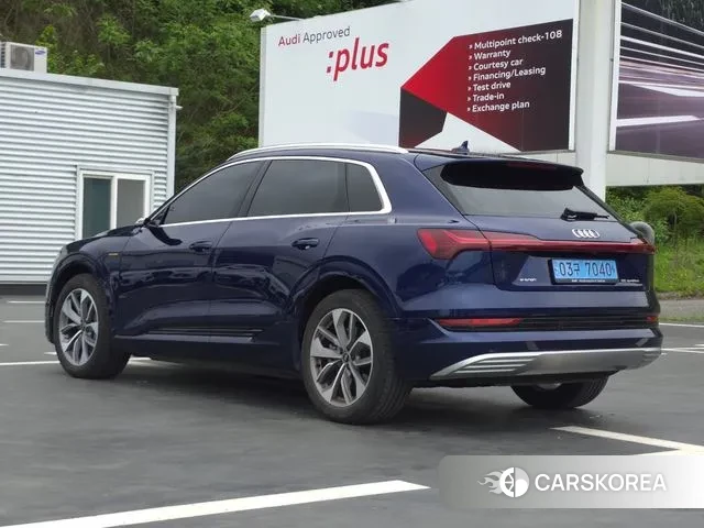 Audi e-Tron id 3354250 из Кореи 12