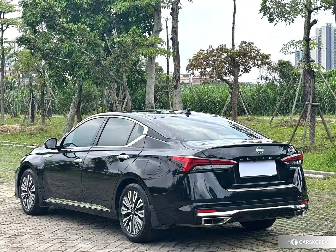 Nissan Altima 2023 Черный из Китая, фото 2