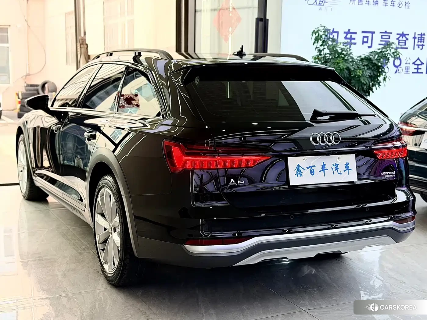Audi A6 2023 Черный из Китая, фото 3